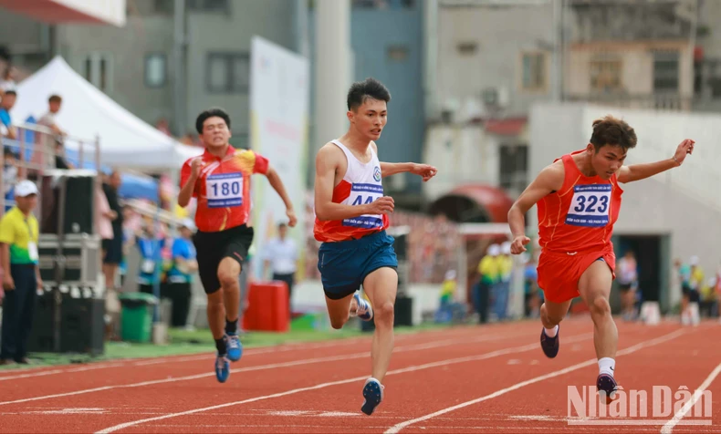 [Ảnh] Những bước chạy đáng nhớ tại Hội khỏe Phù Đổng toàn quốc lần thứ 10 ảnh 4