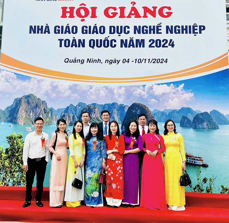 Đoàn tỉnh Quảng Bình tham dự hội giảng.