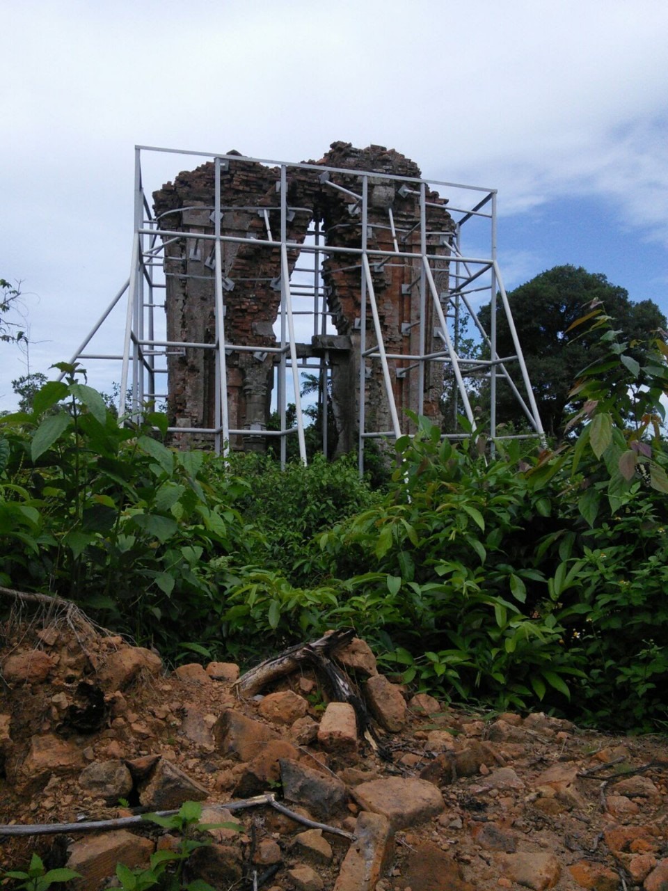 Phật viện Đồng Dương (Thăng Bình). Ảnh: C.N