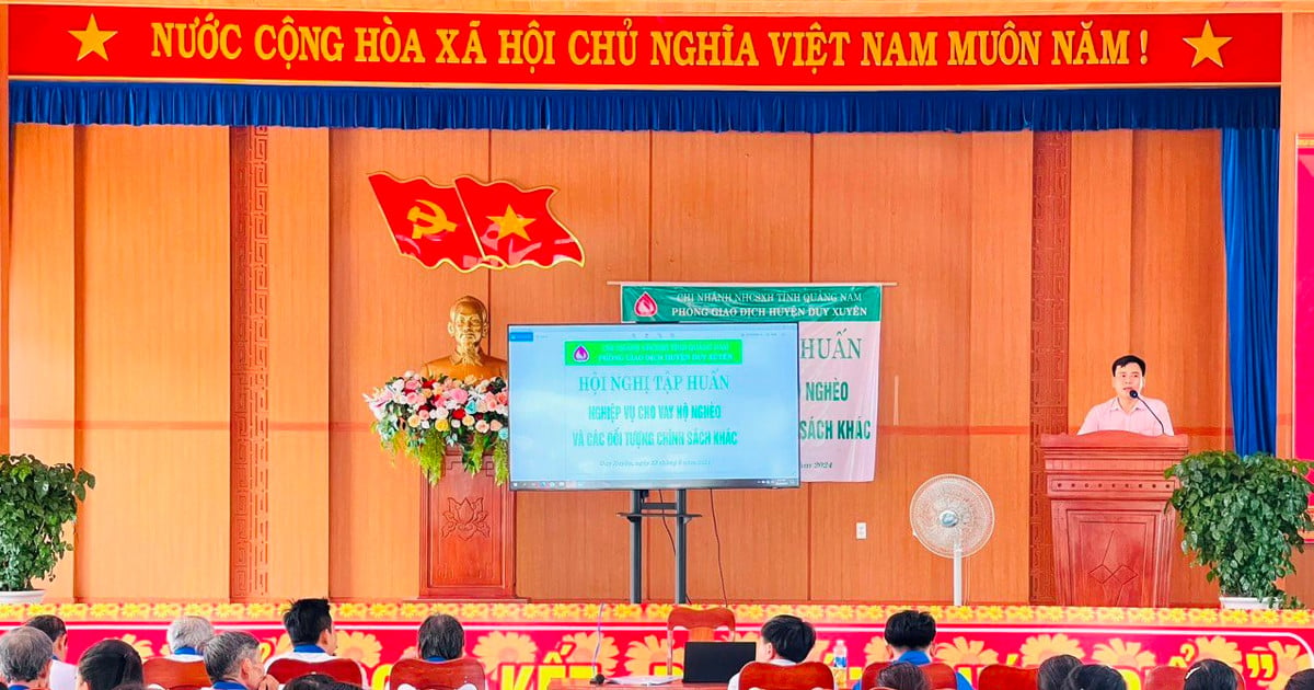 Duy Xuyen trains in lending to poor households and policy beneficiaries