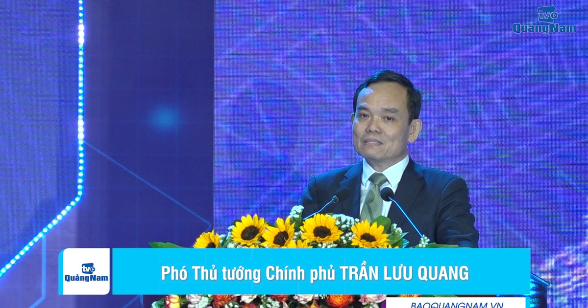 [VIDEO] - Phó Thủ tướng Trần Lưu Quang: "Quảng Nam thực hiện quy hoạch cần chú trọng 8 chữ: Tuân thủ - Linh hoạt - Đồng bộ