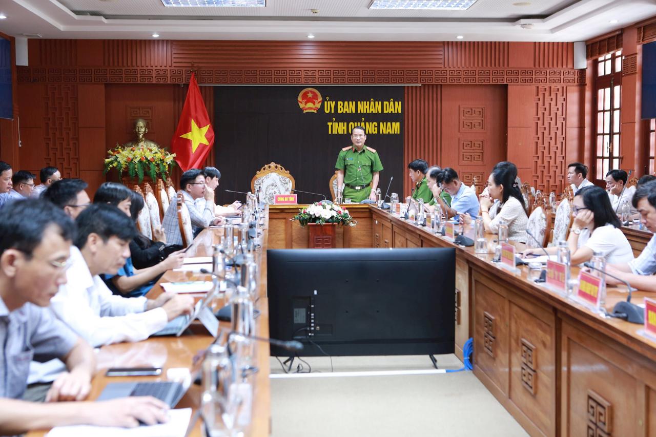 Le colonel Ho Song An a présidé la réunion. Photo : C.V.