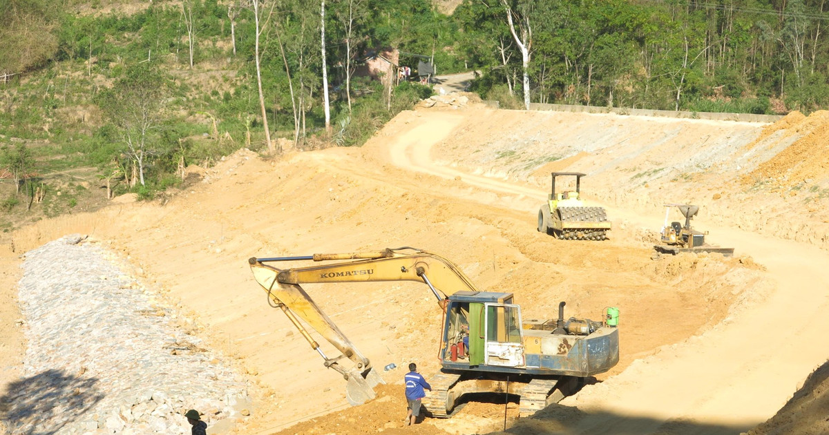 Quang Nam strives to completely resolve outstanding construction debt by 2025