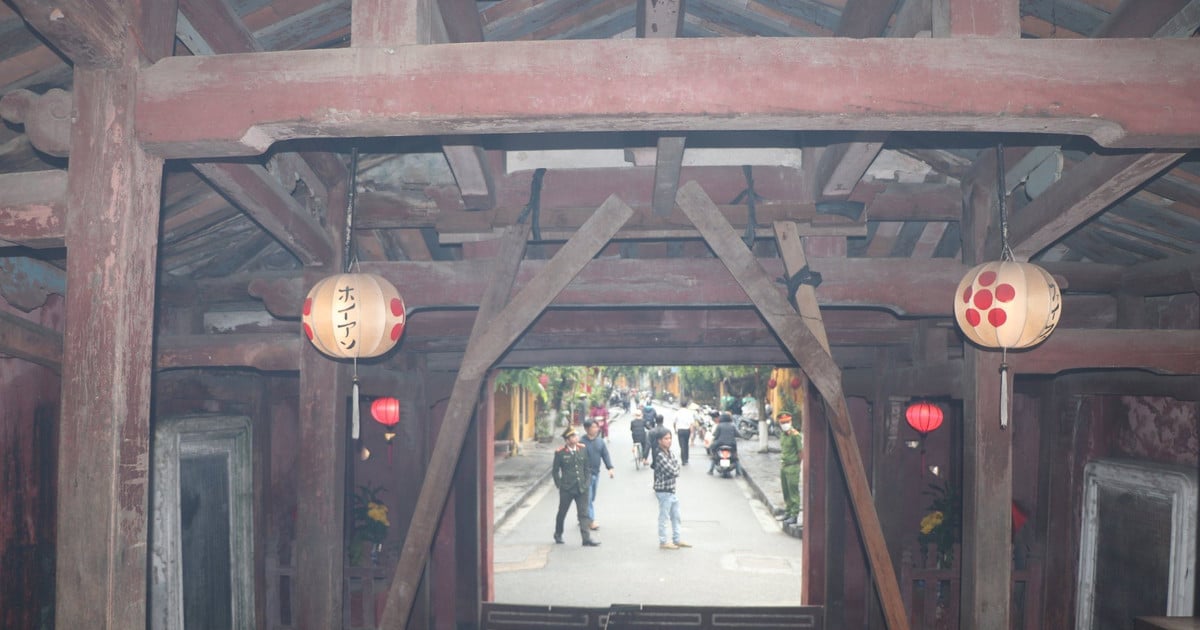 Extension of construction work for restoration of the Japanese Covered Bridge relic