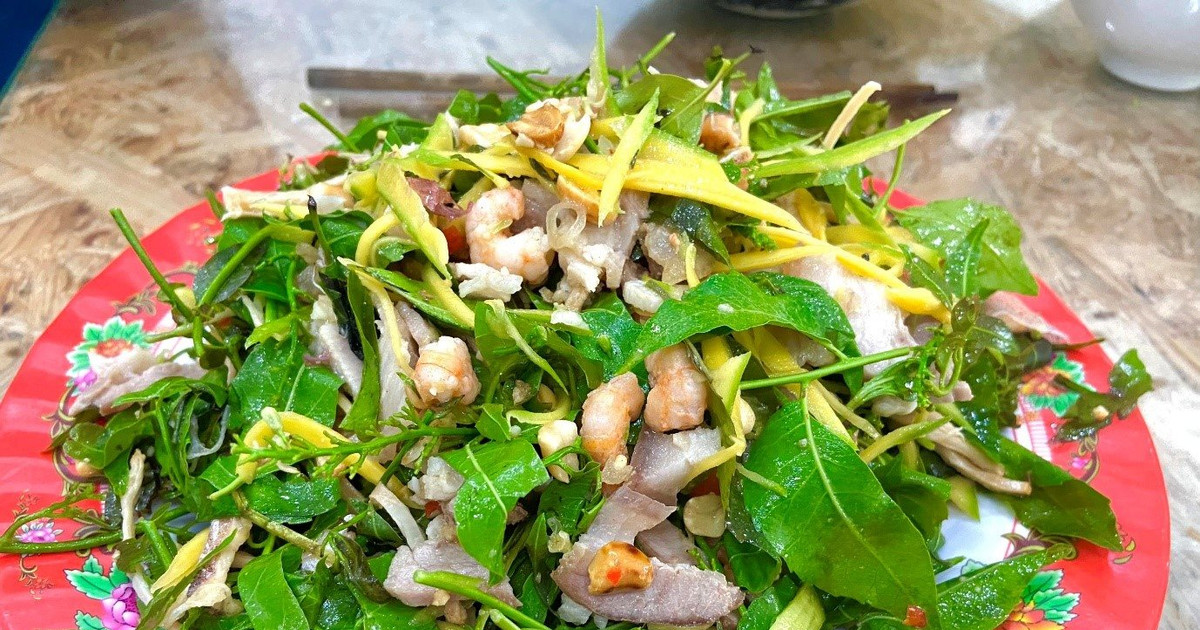 Sapodilla salad - a fusion of two regions