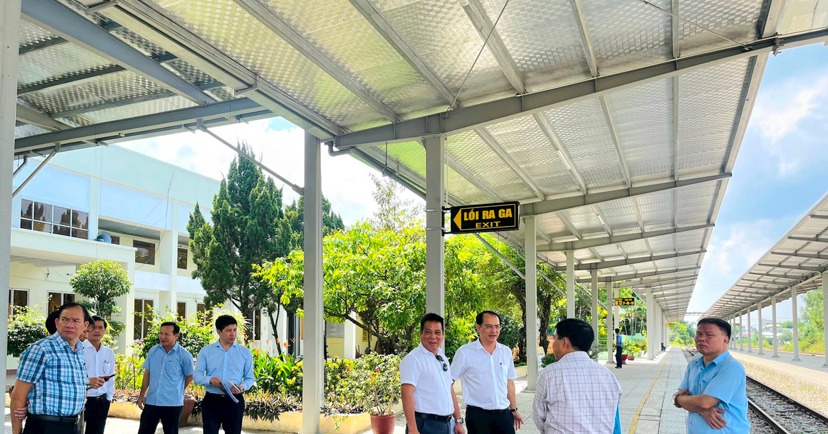 สำรวจสถานีตระเกว สถานีตามกี เพื่อรองรับการพัฒนาการท่องเที่ยวทางรถไฟจังหวัดกวางนาม