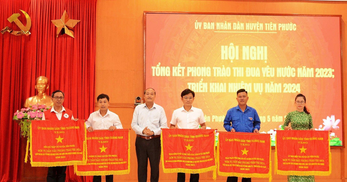 Tiên Phước khen thưởng nhiều tập thể, cá nhân trong phong trào thi đua yêu nước