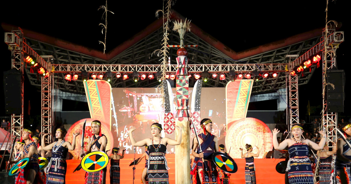 “Nam Giang - Sparkling cultural colors”