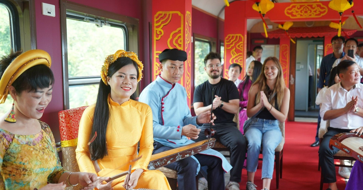 Quang Nam finds a way to "join" the Central region heritage train