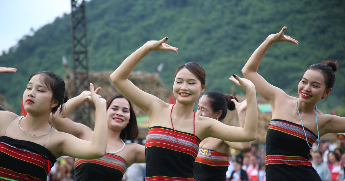 Gong performance competition