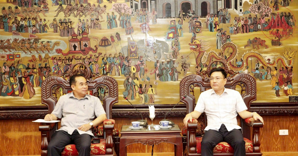 Le vice-président du Comité populaire provincial, Tran Anh Tuan, a visité et travaillé dans la province de Vinh Phuc