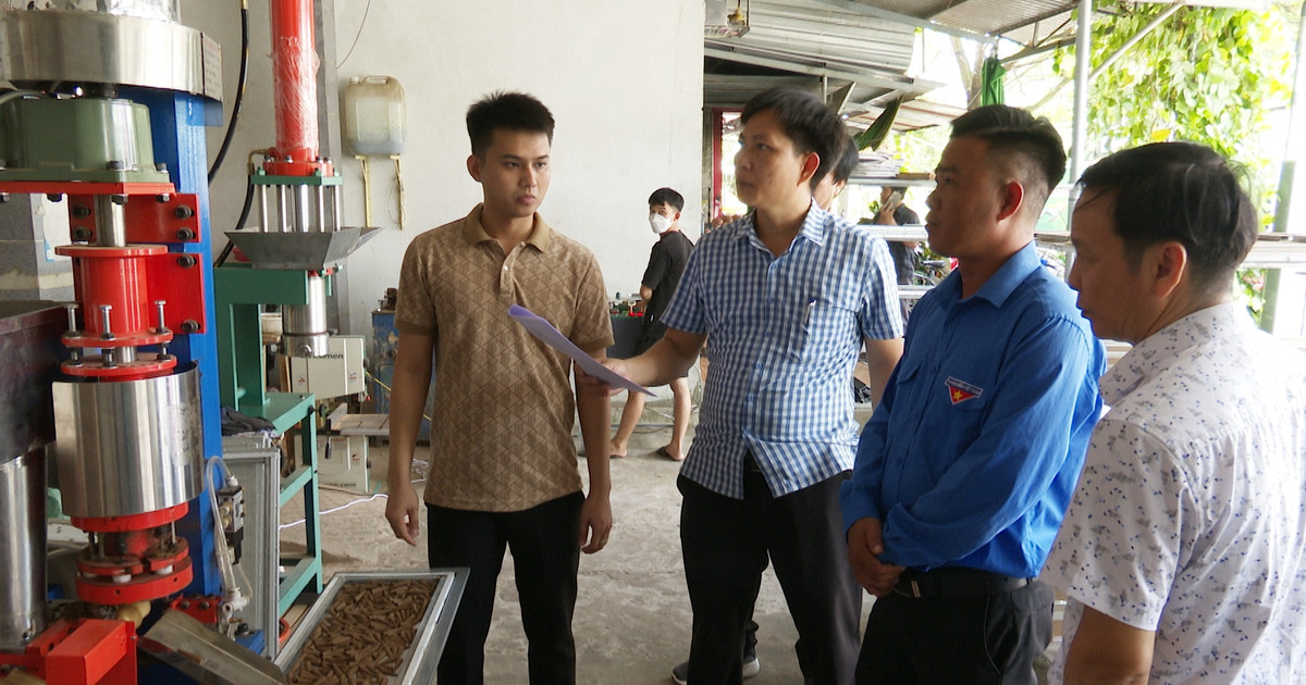 Tien Phuoc supports machinery for 2 rice paper and agarwood production facilities