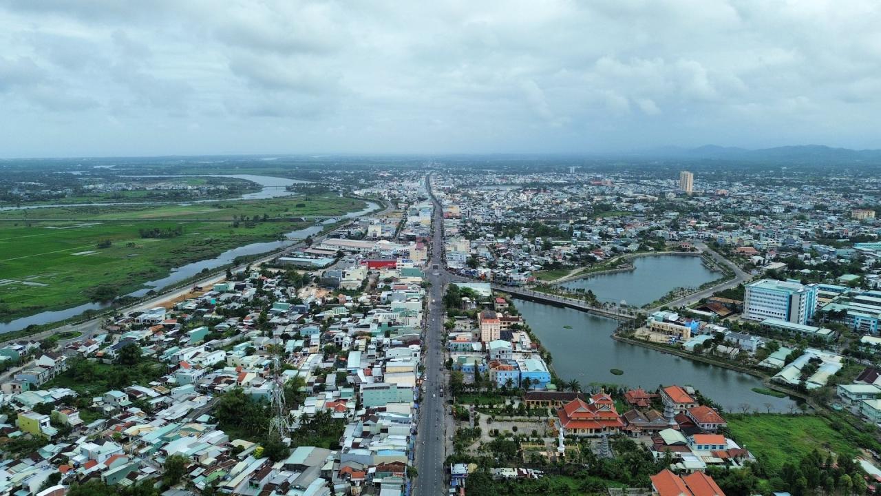 Tam Kỳ đang nỗ lực hoàn thiện hạ tầng, tiến tới đô thị thông minh. Ảnh; H.T