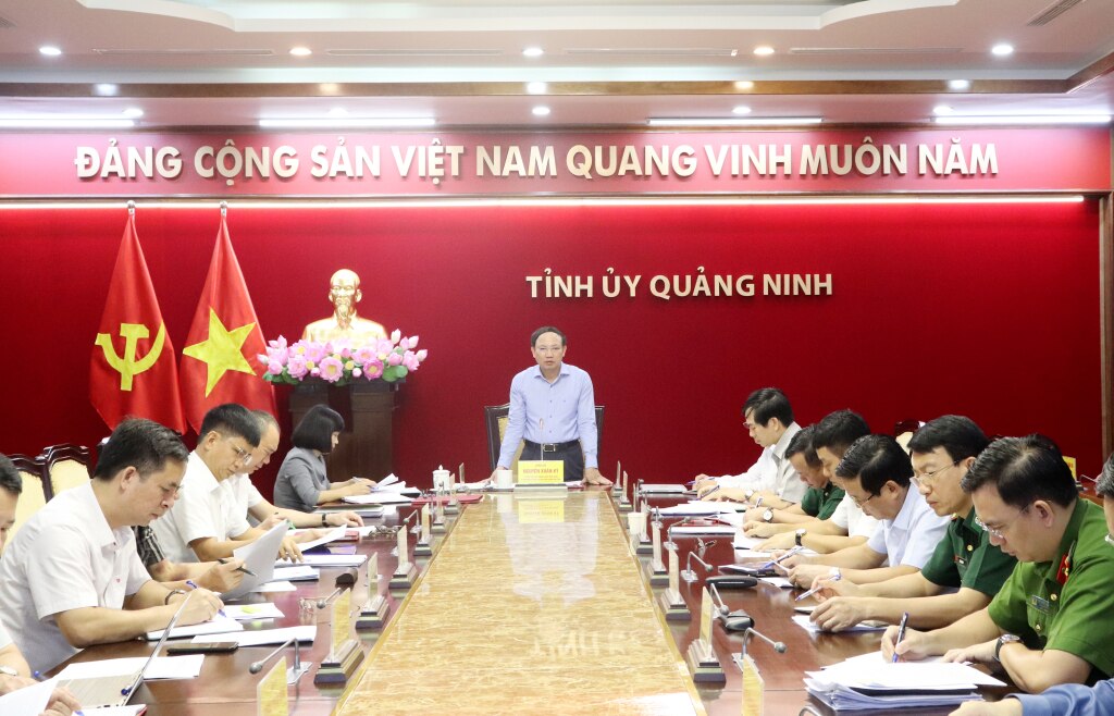 Đồng chí Nguyễn Xuân Ký, Ủy viên Trung ương Đảng, Bí thư Tỉnh ủy, Chủ tịch HĐND tỉnh kết luận hội nghị.