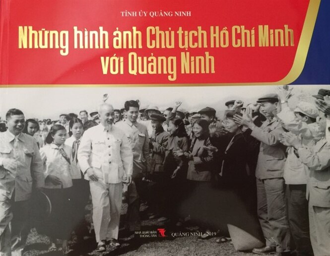 Trang bìa cuốn sách ảnh 