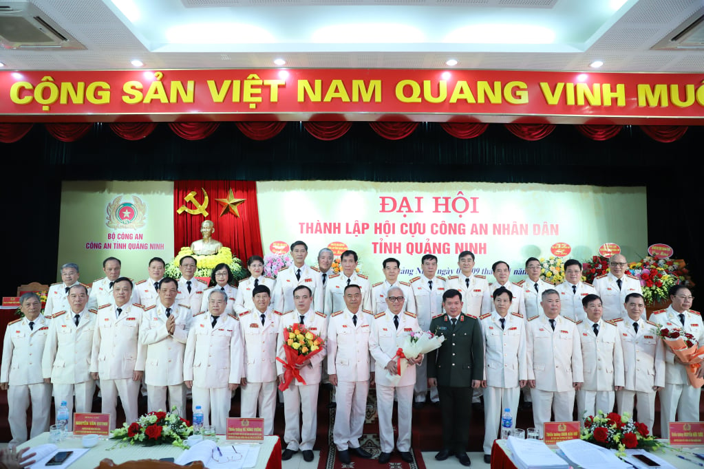 Ra mat Ban Chấp hành nhiệm kỳ 2024 - 2028.