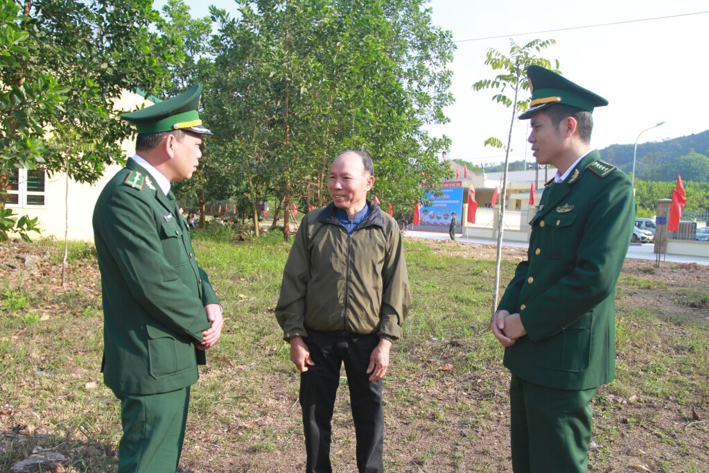 Người dân Bắc Sơn thường xuyên được bộ đội biên phòng tuyên truyền đầy đủ về 