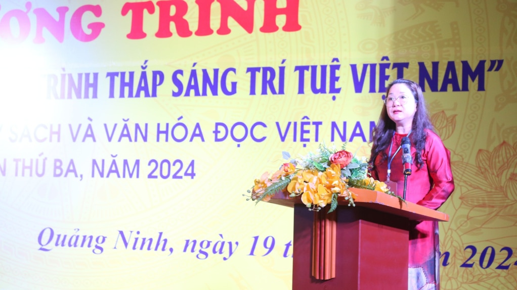 Lãnh đạo Thư viện tỉnh Quảng Ninh phát động Cuộc thi Đại sứ Văn hóa đọc năm 2024.