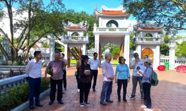 “Cần làm song song cả tuyên truyền và chỉnh trang di tích cho Yên Tử”