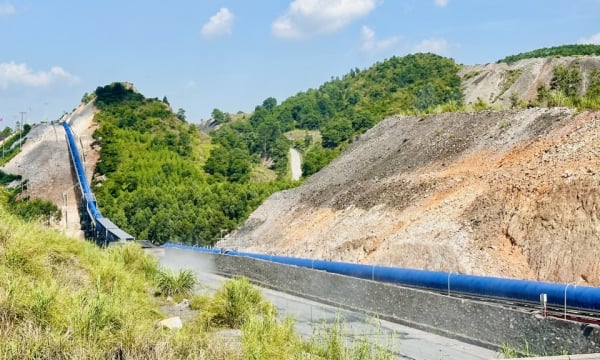 Achèvement de la plus longue ligne de convoyage de charbon de TKV