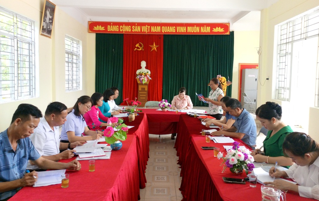 Scene of the Party cell meeting in Binh Minh village.