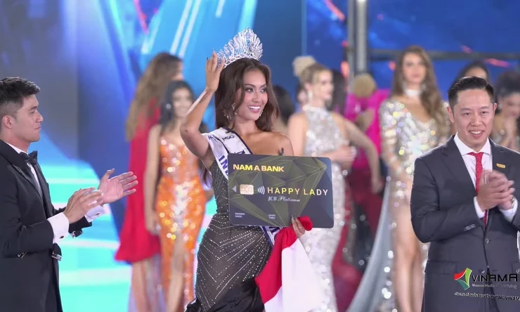 Indonesian contestant crowned Miss Cosmo 2024