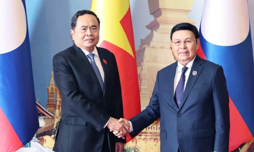 La cooperación entre las Asambleas Nacionales de Vietnam y Laos se está profundizando cada vez más y dando frutos.