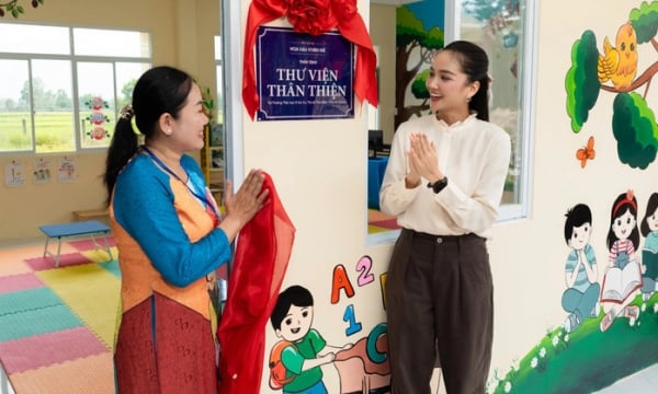 H'Hen Nie construye una biblioteca para niños basada en el amor de la reina de belleza por la lectura desde la infancia.