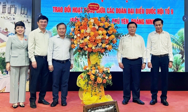 Đồng chí Vũ Đại Thắng, Bí thư Tỉnh ủy chúc mừng Học viện Chính trị quốc gia Hồ Chí Minh