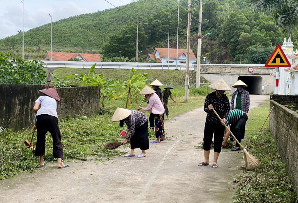 Đảng viên, nhân dân thôn 4, xã Hải Hà, TP Cẩm Phả tích cực tham gia các phong trào