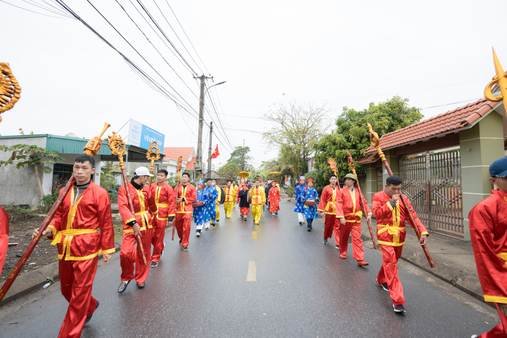 Lễ rước thần tại Lễ hội Đình Vạn Ninh năm 2025