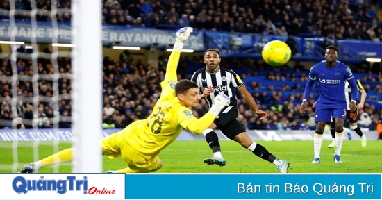 Chelsea đánh bại Newcastle theo kịch bản khó tin