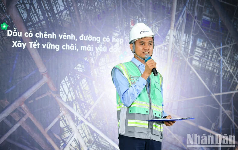 Trao tặng gần 1.800 phần quà Tết cho công nhân tại Hưng Yên trong chương trình Xây Tết 2024