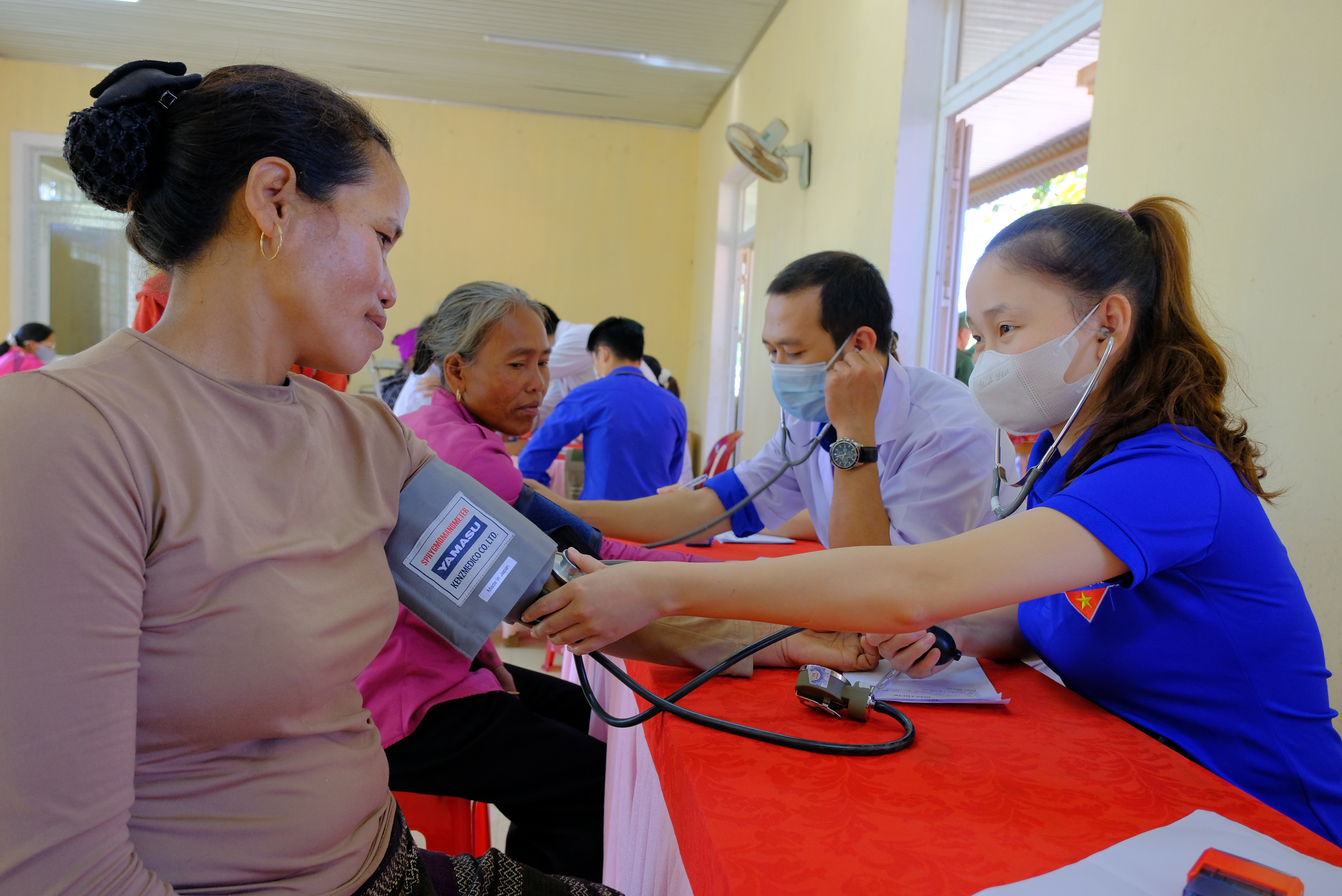 Tổ chức chương trình “Mang Tết đến bản nghèo” lần thứ 10 tại xã Thanh, huyện Hướng Hóa