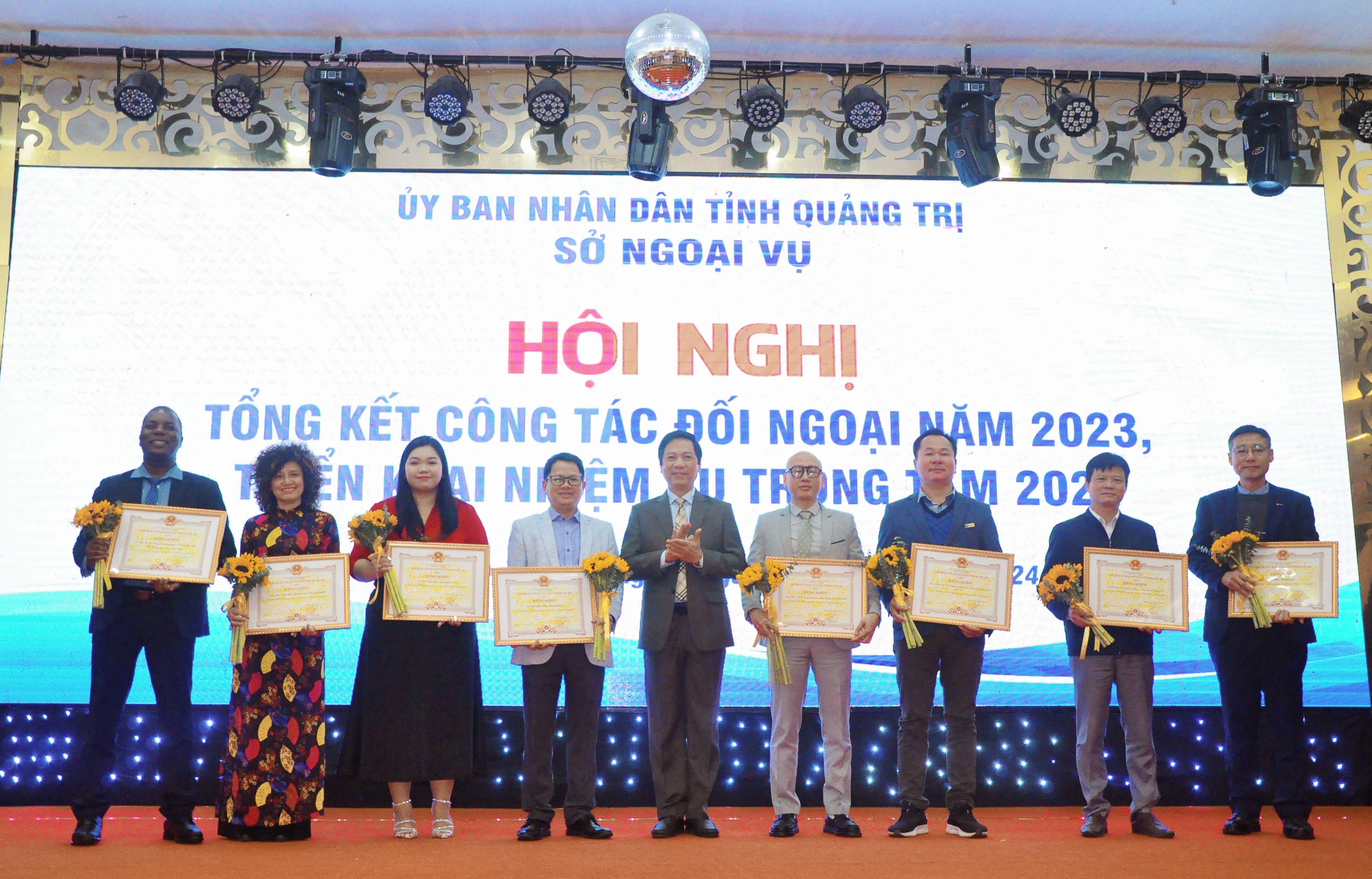 Triển khai công tác đối ngoại năm 2024