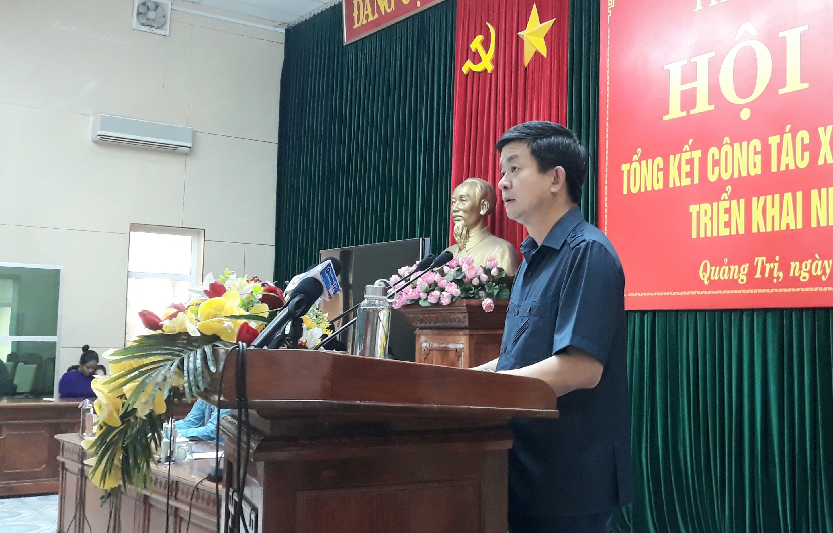 Das Parteikomitee der Provinz Quang Tri beginnt 2024 mit dem Parteiaufbau