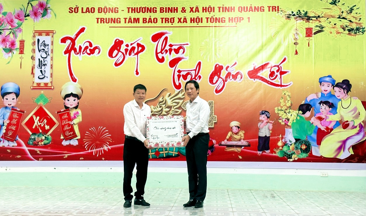 Lãnh đạo tỉnh thăm, chúc tết các cơ quan, đơn vị