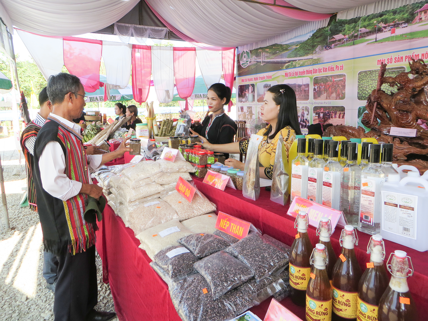 Chú trọng phát huy vai trò chủ thể, trung tâm của nông dân trong phát triển nông nghiệp, kinh tế nông thôn và xây dựng nông thôn mới