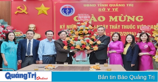 Phó Bí thư Thường trực Tỉnh ủy, Chủ tịch HĐND tỉnh Nguyễn Đăng Quang thăm, chúc mừng các đơn vị y tế nhân ngày Thầy thuốc Việt Nam 27/2