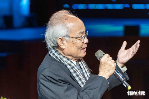 Le musicien Pham Minh Tuan avec « Marcher pour écouter ou chanter au loin »