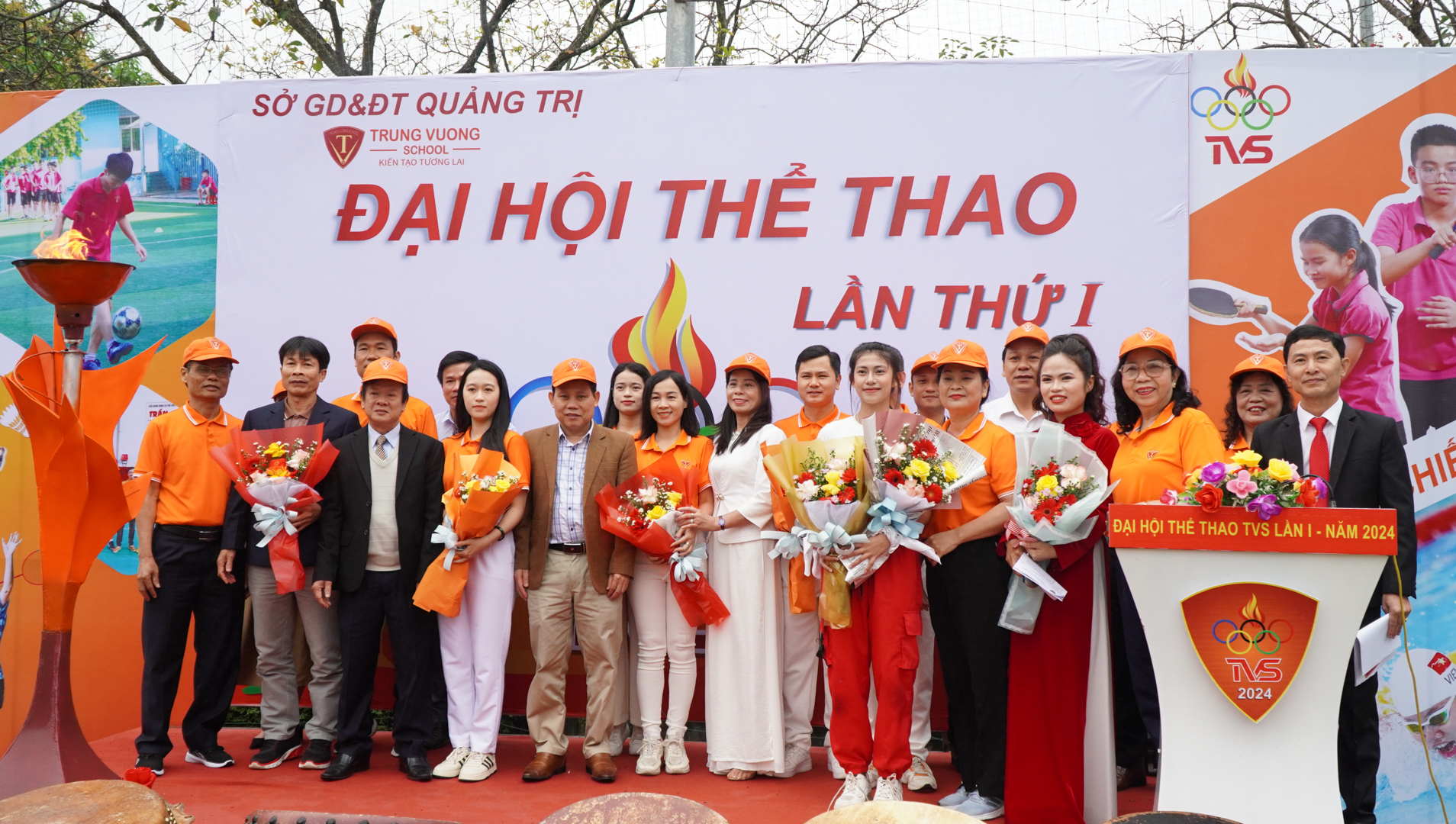 1.500 Schüler nahmen an der Eröffnungszeremonie des 1. Trung Vuong Schulsportfestivals 2024 teil