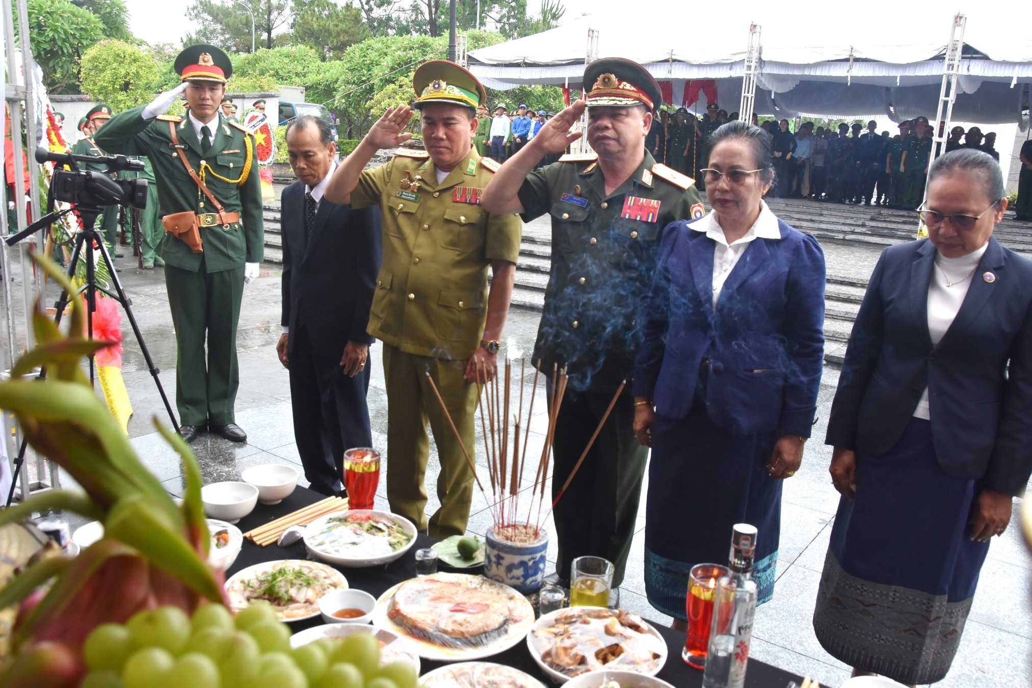 Truy điệu, an táng 12 hài cốt liệt sĩ tại Nghĩa trang liệt sĩ quốc gia Đường 9