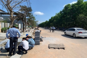 ลงทุนสร้างโครงสร้างพื้นฐานและปรับปรุงสภาพแวดล้อมในการอยู่อาศัยให้กับผู้อยู่อาศัยในเขตเมืองนามดงฮา