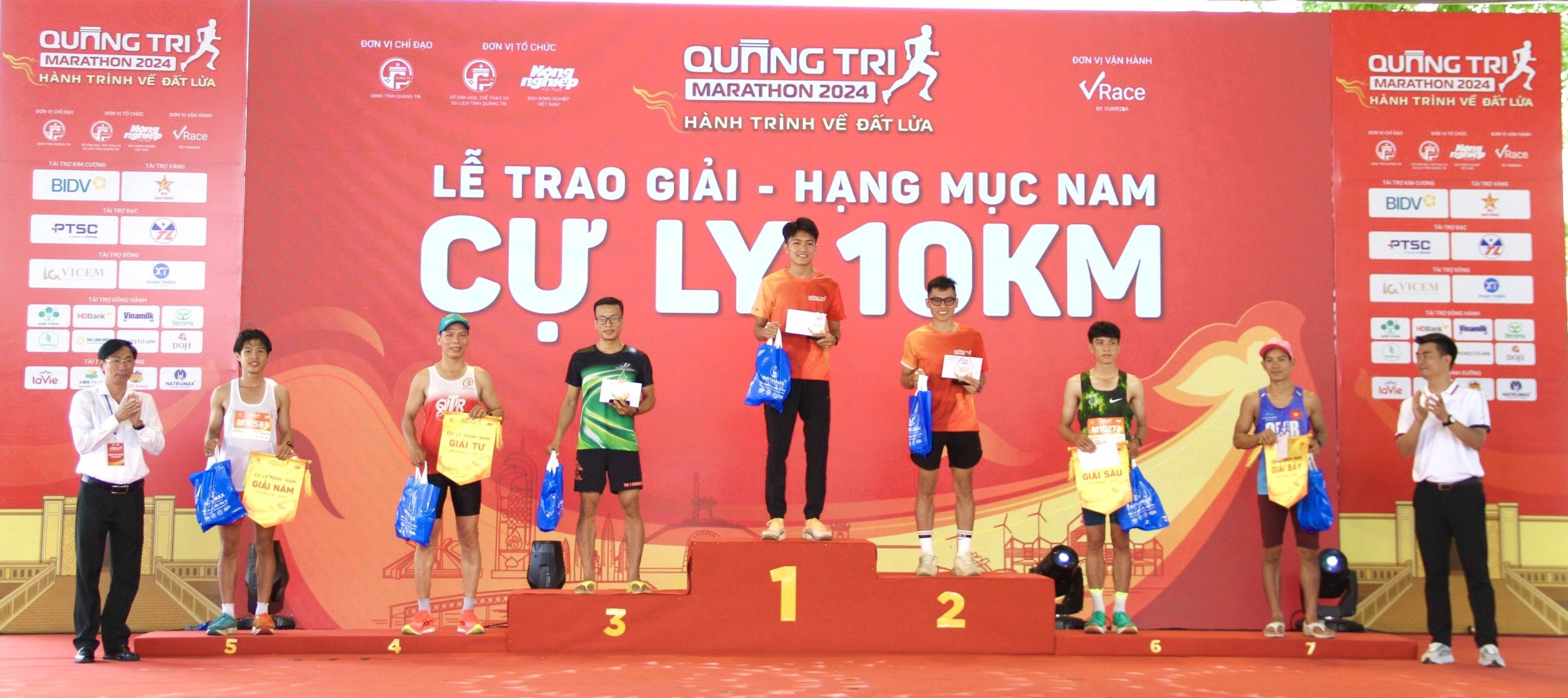 Bế mạc Giải chạy Quảng Trị Marathon 2024 - Hành trình về Đất lửa