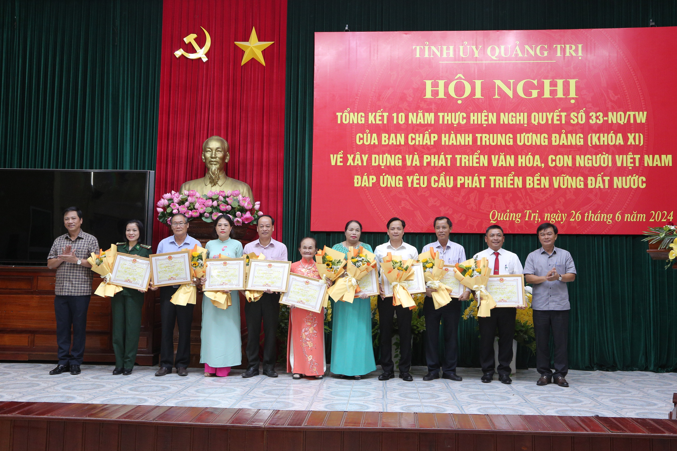 Standing Deputy Secretary of the Provincial Party Committee, Chairman of the Provincial People's Council Nguyen Dang Quang: Building a comprehensively developed culture and people of Quang Tri