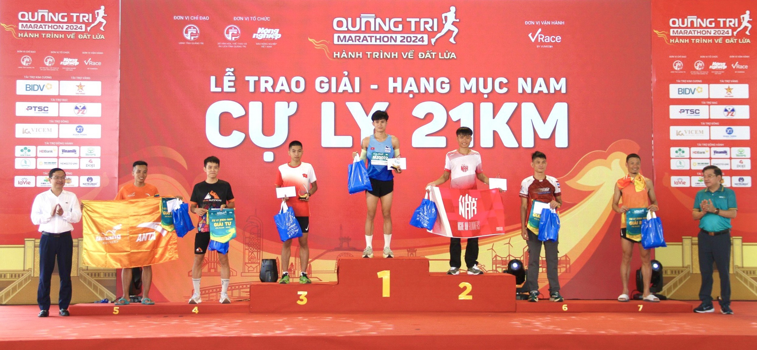 Bế mạc Giải chạy Quảng Trị Marathon 2024 - Hành trình về Đất lửa