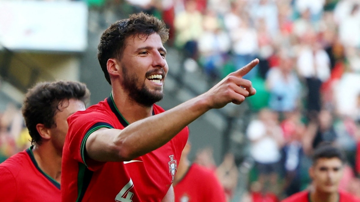 Bruno Fernandes ghi siêu phẩm, Bồ Đào Nha thắng đậm trước thềm EURO 2024