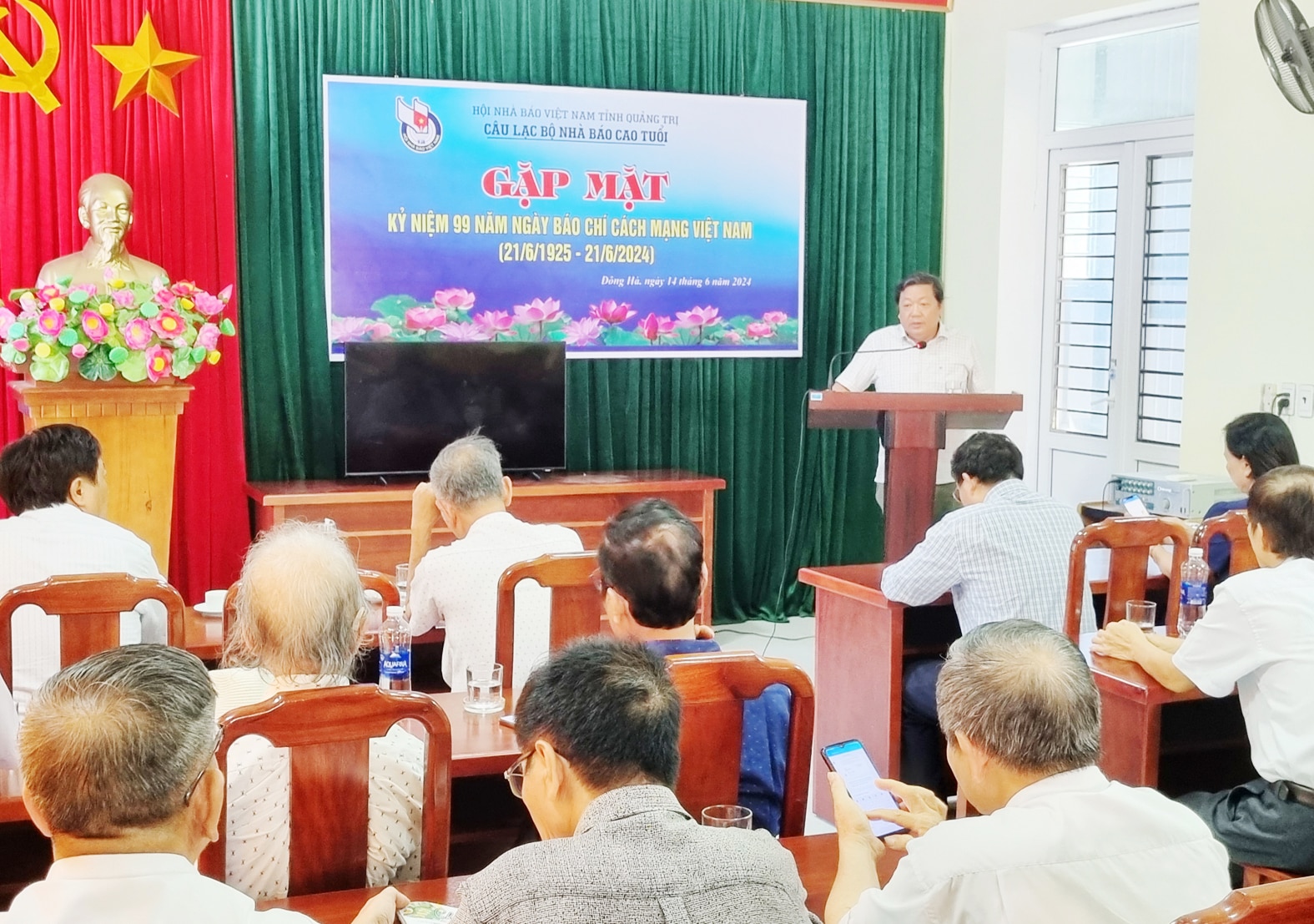 Senior Journalists Club meets on the occasion of 99th anniversary of Vietnam Revolutionary Press Day