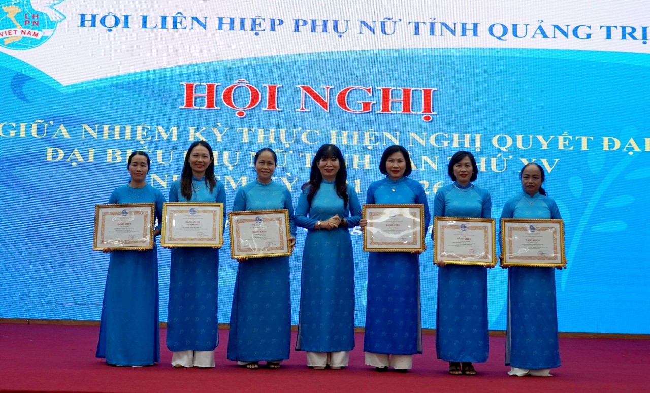 Sơ kết giữa nhiệm kỳ thực hiện Nghị quyết Đại hội Đại biểu phụ nữ tỉnh Quảng Trị lần thứ XV