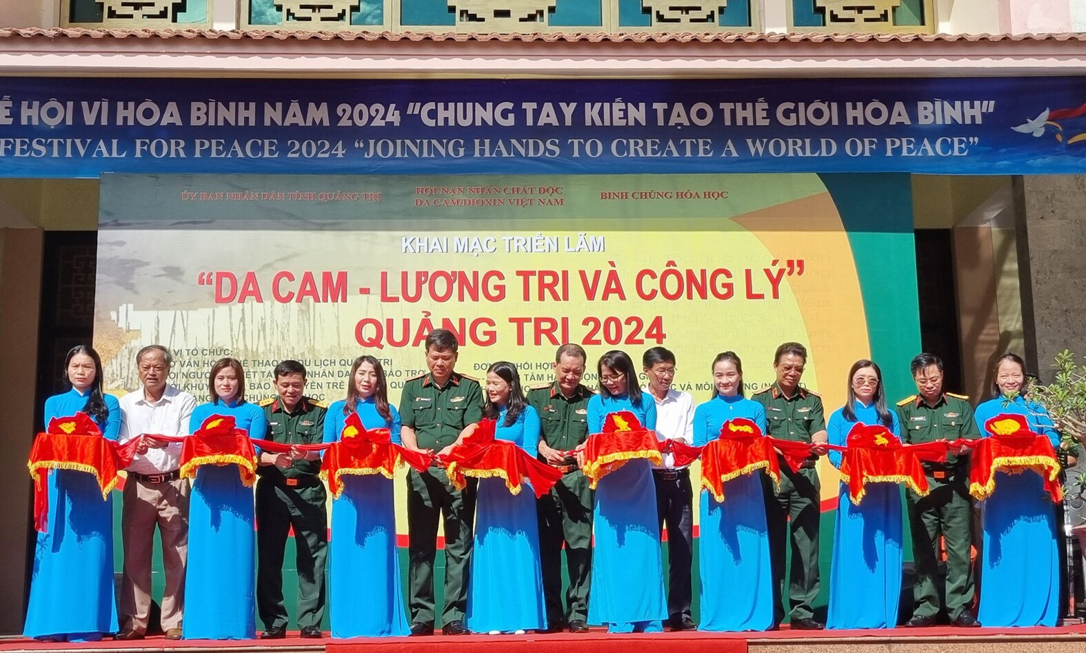 Hơn 300 hình ảnh, tài liệu trưng bày tại Triển lãm “Da cam - Lương tri và Công lý”